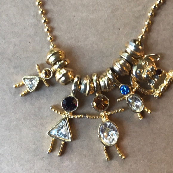 Vintage Family Necklace - Picture 2 of 8